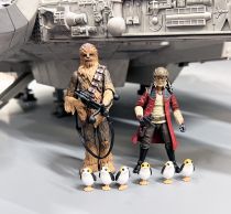 Star Wars (The Vintage Collection) - Hasbro - Millennium Falcon Smuggler\'s Run (with Chewbacca, Hondo Ohnaka & Porgs) Loose