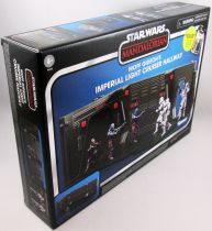 Star Wars (The Vintage Collection) - Hasbro - Moff Gideon\'s Imperial Light Cruiser Hallway playset - The Mandalorian
