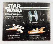 Star Wars 1977-78 - Kenner - Insert Booklet Catalog (X-Wing w/Pink Banner)) 