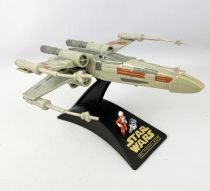 Star Wars Action Fleet - Luke\'s X-Wing Starfighter w/Luke Skywalker & R2-D2 - Galoob (occasion)