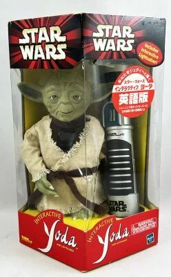 Star Wars Episode 1 - Hasbro/Tiger Electronics - Interactive Yoda and Lightsaber