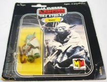 star_wars_l_empire_contre_attaque_1980___meccano___yoda_carte_carree__1_