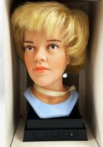 Starfan\'s - Sylvie Vartan Bust (Short Hairs) - Mint in Box