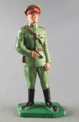 Starlux - Arm�e Sovi�tique - Officier Tenue Kaki (r�f AS1)