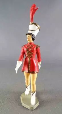 Starlux - Cirque - S�rie 69 - Majorette D�filant Rouge Chapeau Blanc (r�f 5635)