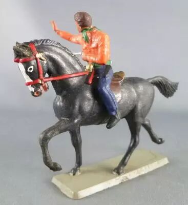 Starlux - Cow-Boys - S�rie 63 Luxe - Cavalier Tireur r�volver main gauche (orange & bleu) cheval noir (r�f 4415)