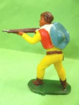 Starlux - Cow-Boys - Series 53 - Footed Firing rifle standing (yellow) (réf 121)