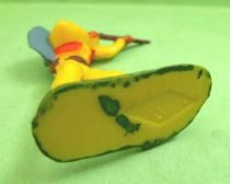 Starlux - Cow-Boys - Series 53 - Footed Firing rifle standing (yellow) (réf 121)