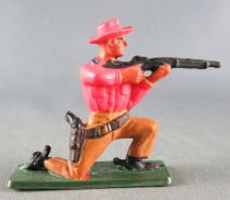 Starlux - Cow-Boys - Series 57 (Regular) - Footed kneeling firing gun (orange & brown) (ref 124)