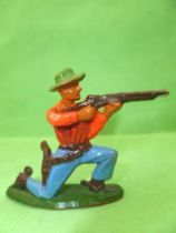 Starlux - Cow-Boys - Series 57 (Regular) - Footed Kneeling firing rifle(red & blue) (ref 122)