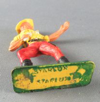 Starlux - Cow-Boys - Series 77 (regular) - Footed Gun on front (yellow & red) (ref 131)