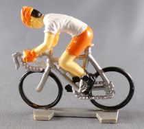 Starlux - Cyclist - Series 2020 - White JerseyHead Turned to the Right