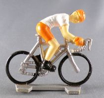 Starlux - Cyclist - Series 2020 - White JerseyHead Turned to the Right