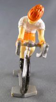 Starlux - Cyclist - Series 2020 - White JerseyHead Turned to the Right
