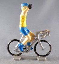 Starlux - Cyclist - Series 2020 - Yellow Jersey Arms Up