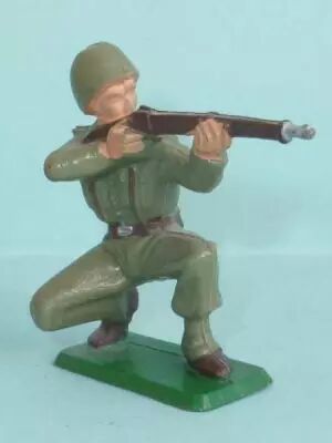 Starlux - Fantassins - S�rie Luxe - Tireur fusil genoux (r�f 5016)