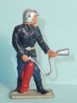 Starlux - Fireman 3rd series - With extinguisher (ref SP10)