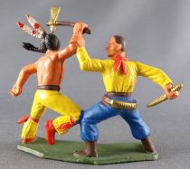 Starlux - Indians - Luxe Series 55/56 - Footed Fighting with Cow-boy (Ref 2838)