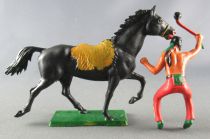 Starlux - Indians - Series Regular 65 - Mounted Tomahawk black trotting horse (ref 425)