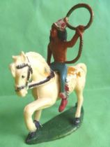 Starlux - Indiens - Série Ordinaire 53 - Cavalier lasso cheval blanc au pas (réf 438)