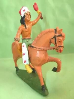 Starlux - Indiens - S�rie Ordinaire 53 - Cavalier Torch (green) orange walking horse (ref 439)