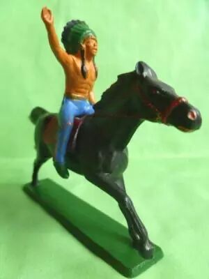 Starlux - Indiens - S�rie Ordinaire 65 - Cavalier Chef (bleu) cheval noir galop (r�f 421)