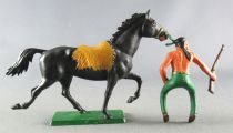 Starlux - Indiens - Série Ordinaire 65 - Cavalier Fusil à la main (vert) cheval noir trot (réf 423)