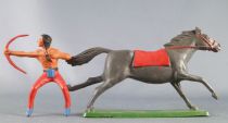 Starlux - Indiens - Série Ordinaire 65 - Cavalier Tireur à l\'arc (rouge) cheval gris foncé galop (réf 427)