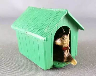 Starlux - La Ferme - Accessoires Divers - Niche (Vert) + chien (r�f 518)