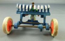 Starlux - La Ferme - Accessoires Machine Agricole - Râteau Mécanique sur roues à pneus avec conducteur (réf 571)