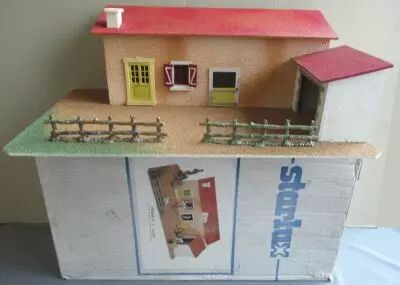 Starlux - La Ferme - B�timent Plasticobois - Ferme N�2 Neuve Boite