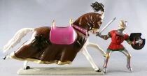 Starlux - Middle-age - 64 Series - Ref 6119 hg - Mounted Fighting Lord with Standart White Galloping Horse Brown Harnois