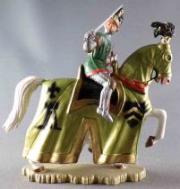 Starlux - Middle-Age - 64 Series - ref 6119 HP - Mounted Fighting Lord (green & silver) White Marching Horse Green Harness