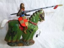 Starlux - Middle-age - serie 66 - ref 6121 - Mounted with spear on 1961 walking white horse with green jousting robe