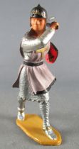 Starlux - Moyen-âge - série 58 - réf 6009 (socle gris) - Piéton croisé combattant hache