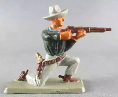 Starlux - Nestl� Kohler - Cow-Boys - Footed Firing rifle kneeling N� 134 2