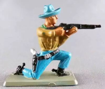 Starlux - Nestl� Kohler - Cow-Boys - Pi�ton Tireur Fusil Genoux (Ocre & Bleu ciel) N� 134