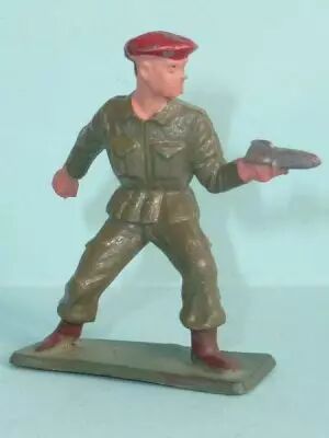 Starlux - Parachutistes - S�rie Luxe - Bazooka servant (kaki) (r�f 5062)