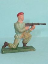 Starlux - Paratroopers - Type 3 - Firing MP kneeling (ref 62)