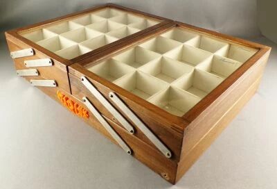 Starlux - Retailers Compartmentalised Wooden Folding Box for Miniatures - Dark Oak