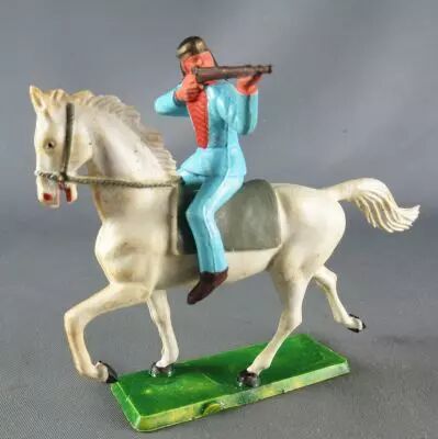 Starlux - Sioux S�rie Ordinaire 65 - Cavalier Tireur fusil (bleu) cheval blanc trot (r�f 431)