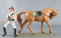 Starlux - Sudistes - Série ordinaire - Cavalier regardant à droite cheval marron tête baissée (réf CSXX) 2