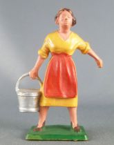 Starlux - The Farm - Farm woman yellow & red with bucket (series 59 ref 509)