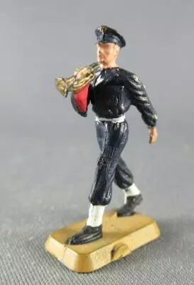 Starlux 30mm (1/55�) - Army - Aviator Marching Bugle (ref M 5416)