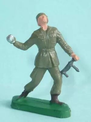 Starlux 35mm (1/50�) - Army - Modern army - Fighting grenade & MP (ref M11)