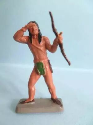 Starlux 35mm (1/50�) - Wild West Indians- Watcher (ref MIS 14)