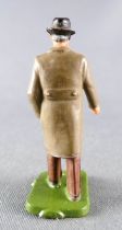 Starlux 40mm - Train Station - Man Walking Repainted (ref 1106) 1