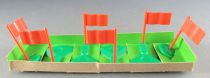 Subbuteo C.117 - 4 Corners Flags & 2 Half-Way Flags Boxed