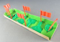 Subbuteo C.117 - 4 Corners Flags & 2 Half-Way Flags Boxed