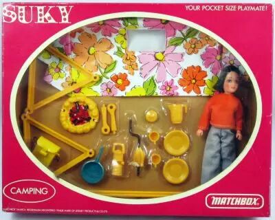 Suky - Ensemble \ Camping\  avec Poup�e 14cm - Matchbox 1974